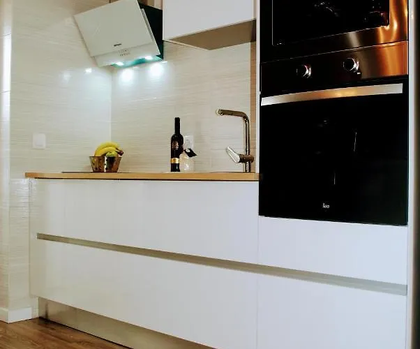 Aveiro, Ria E Fado * أفيرو